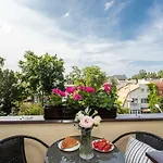 Riviera Rooms